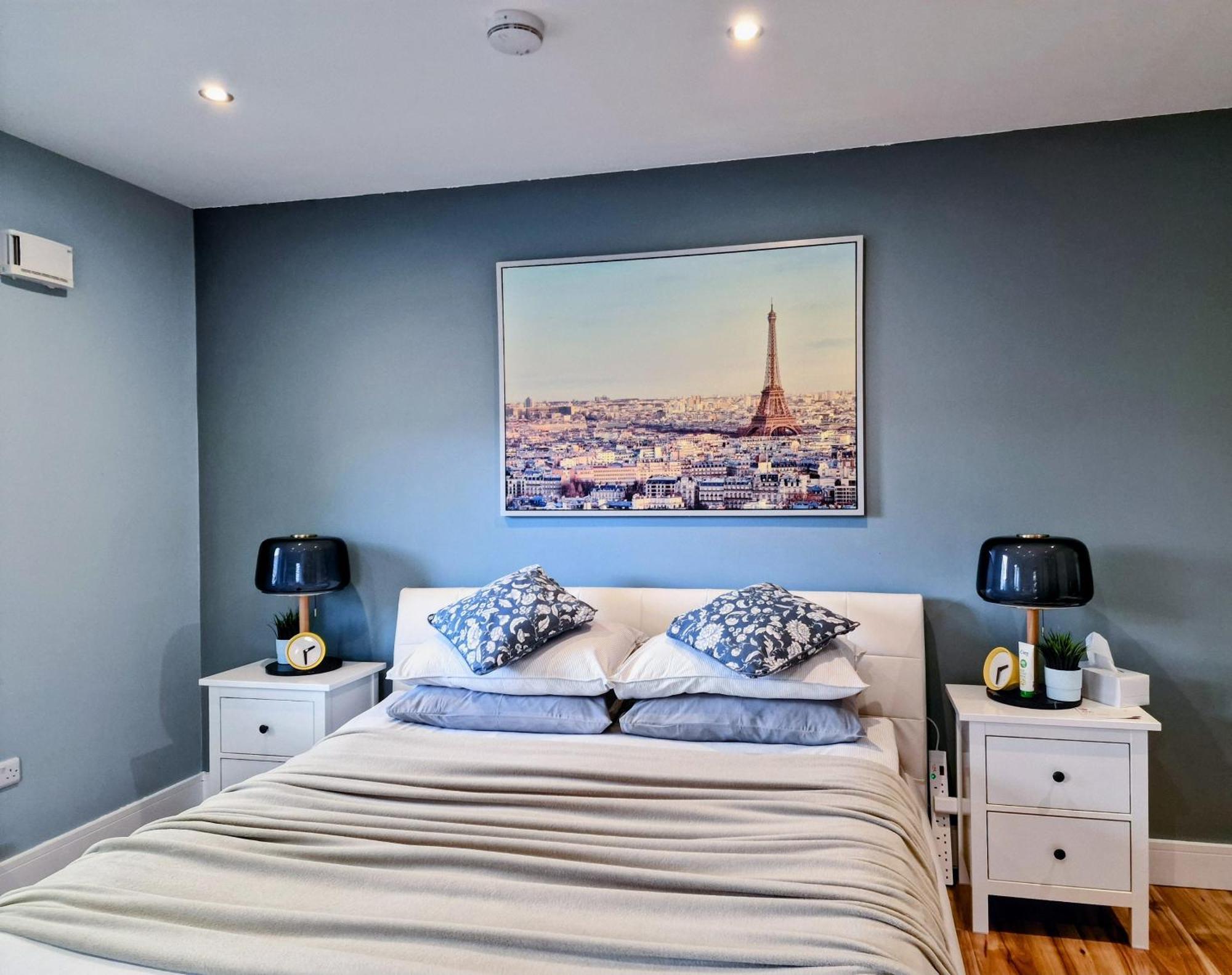 Master Bedroom With Ensuite Lucan Exterior photo
