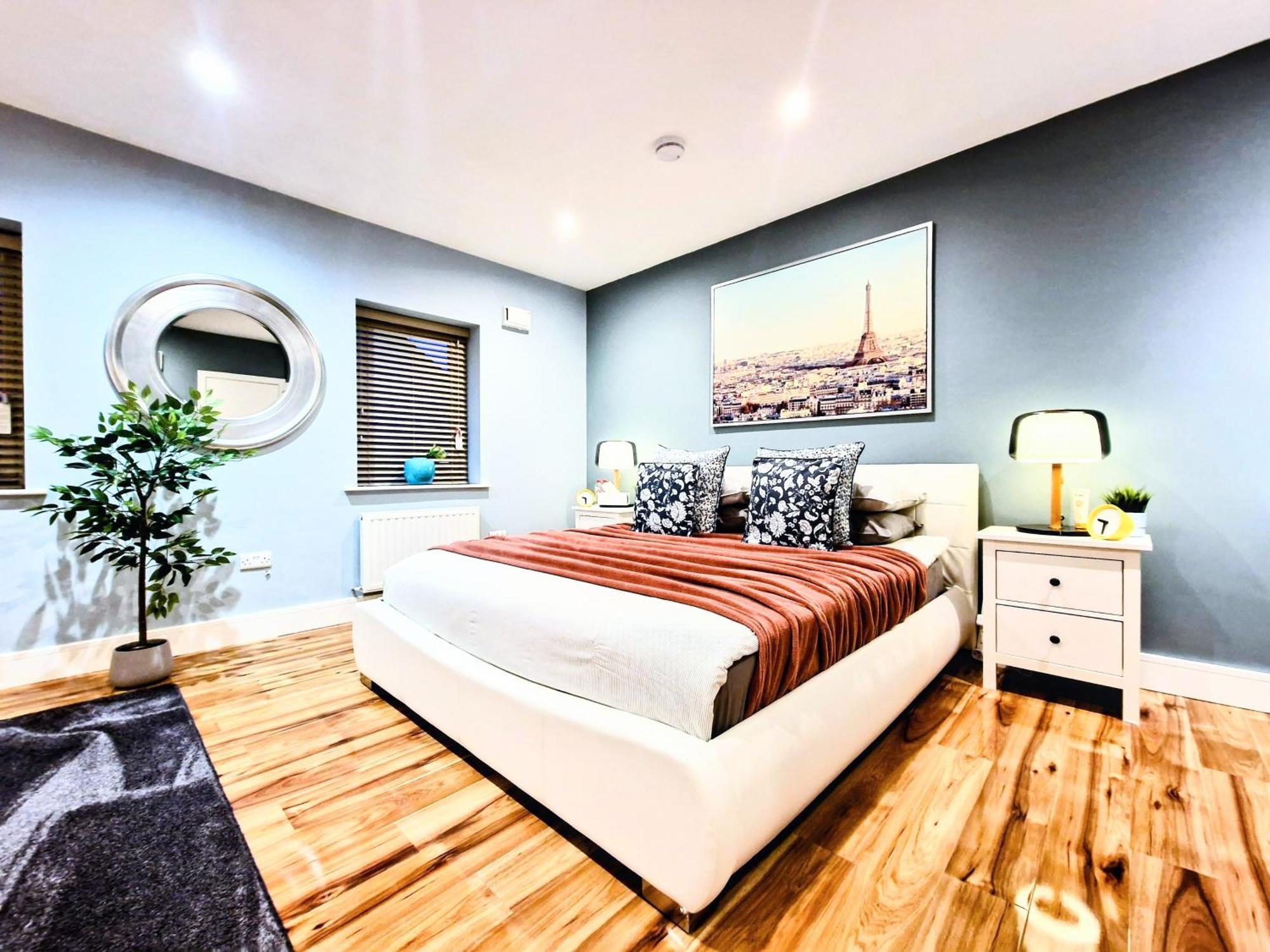 Master Bedroom With Ensuite Lucan Exterior photo